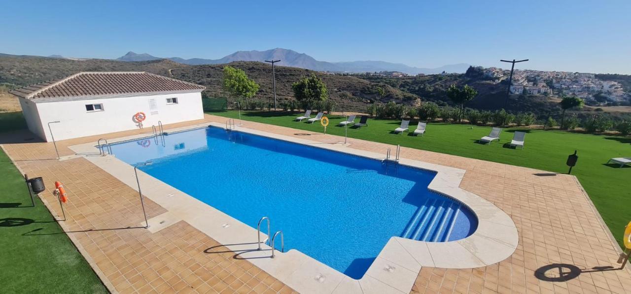 Small Oasis - Appartement 6 Personnes Manilva Dış mekan fotoğraf